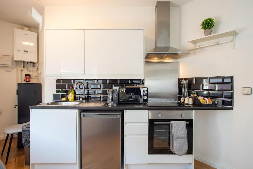Watford Central Serviced Apartments 2 Watford (Hertfordshire) Exterior foto